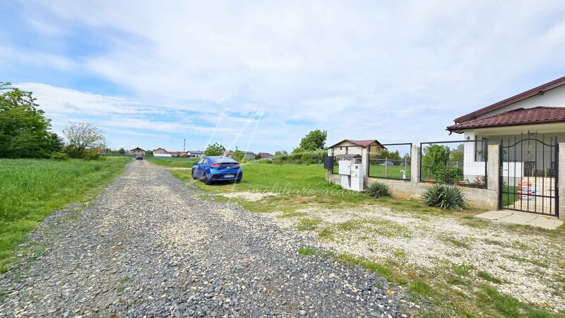 Bolintin Deal, teren intravilan in zona rezidentiala, la 1 km de A0 si A1.