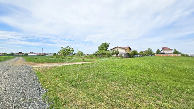 Bolintin Deal, teren intravilan in zona rezidentiala, la 1 km de A0 si A1.